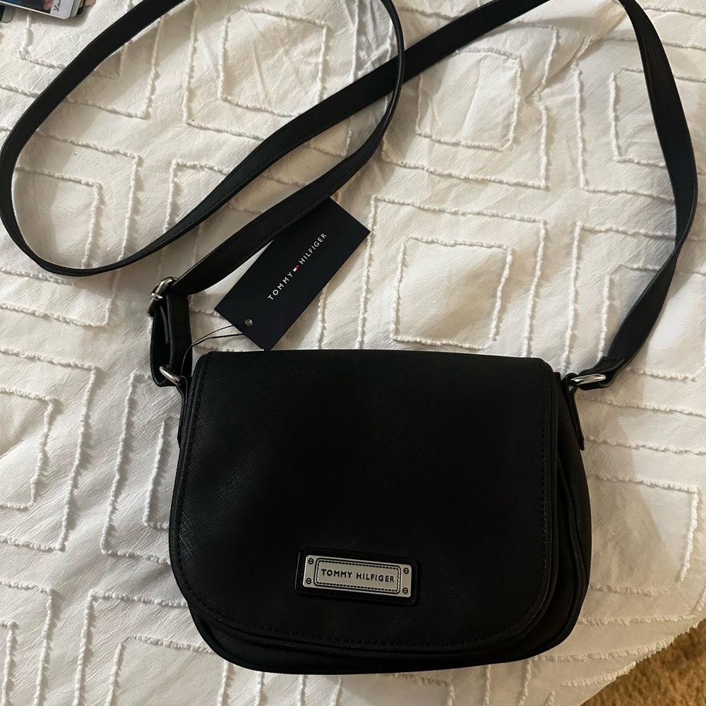 tommy hilfiger purse